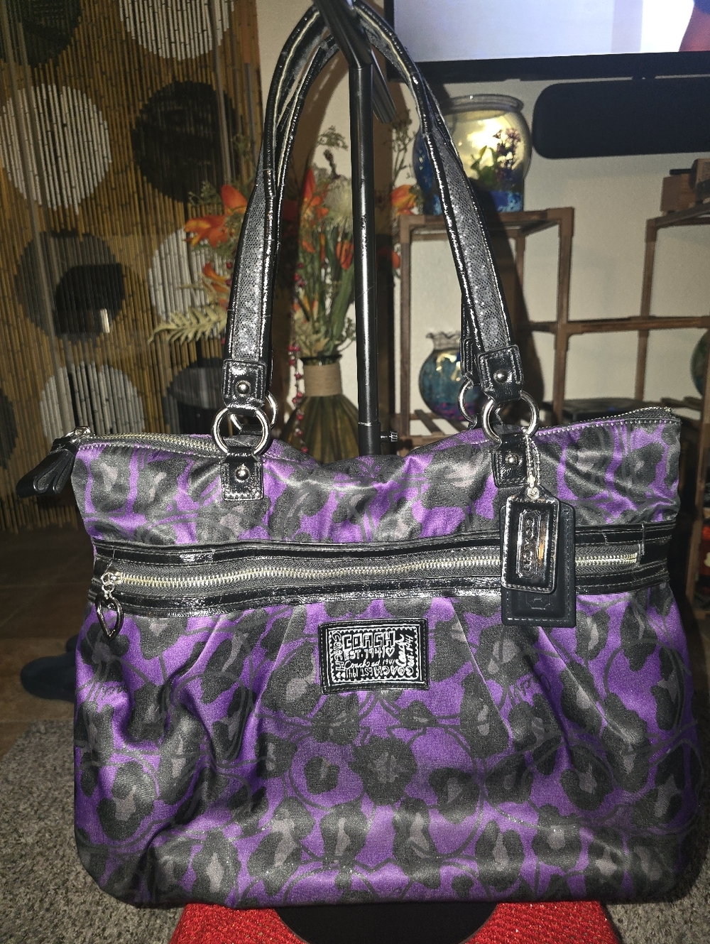 Coach Poppy Ocelot Leopard Print Glam Tote - Picture 4 of 10